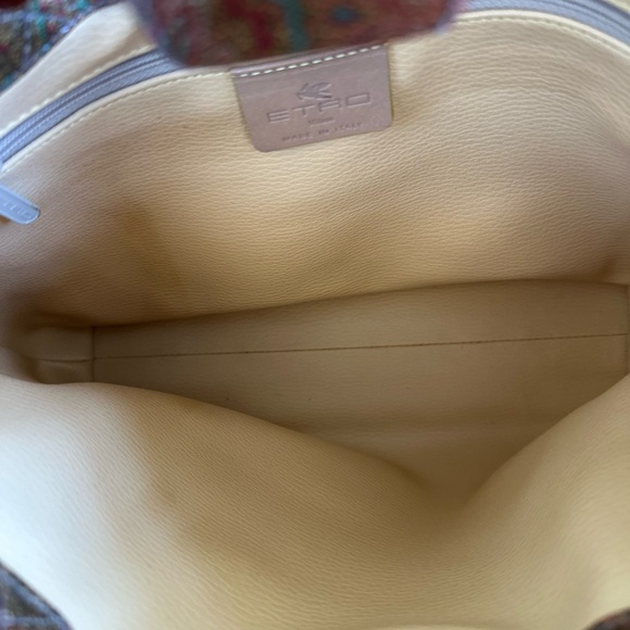 Vintage Etro Tote w/Attached Pouch in Classic Paisley Design EXCELLENT Condition - Picture 7 of 12